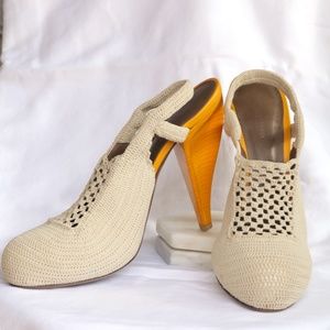 Bottega Veneta Slingback Heel